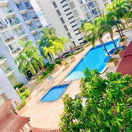 One Palm Tree Villas Condo Across Naia Terminal 3 مانيلا المظهر الخارجي الصورة