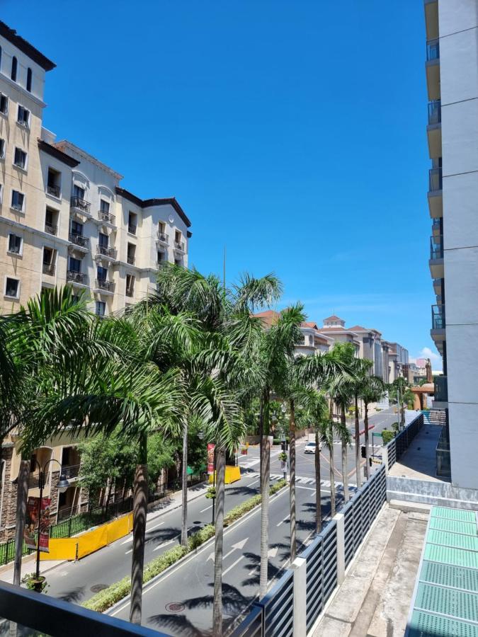 One Palm Tree Villas Condo Across Naia Terminal 3 مانيلا المظهر الخارجي الصورة