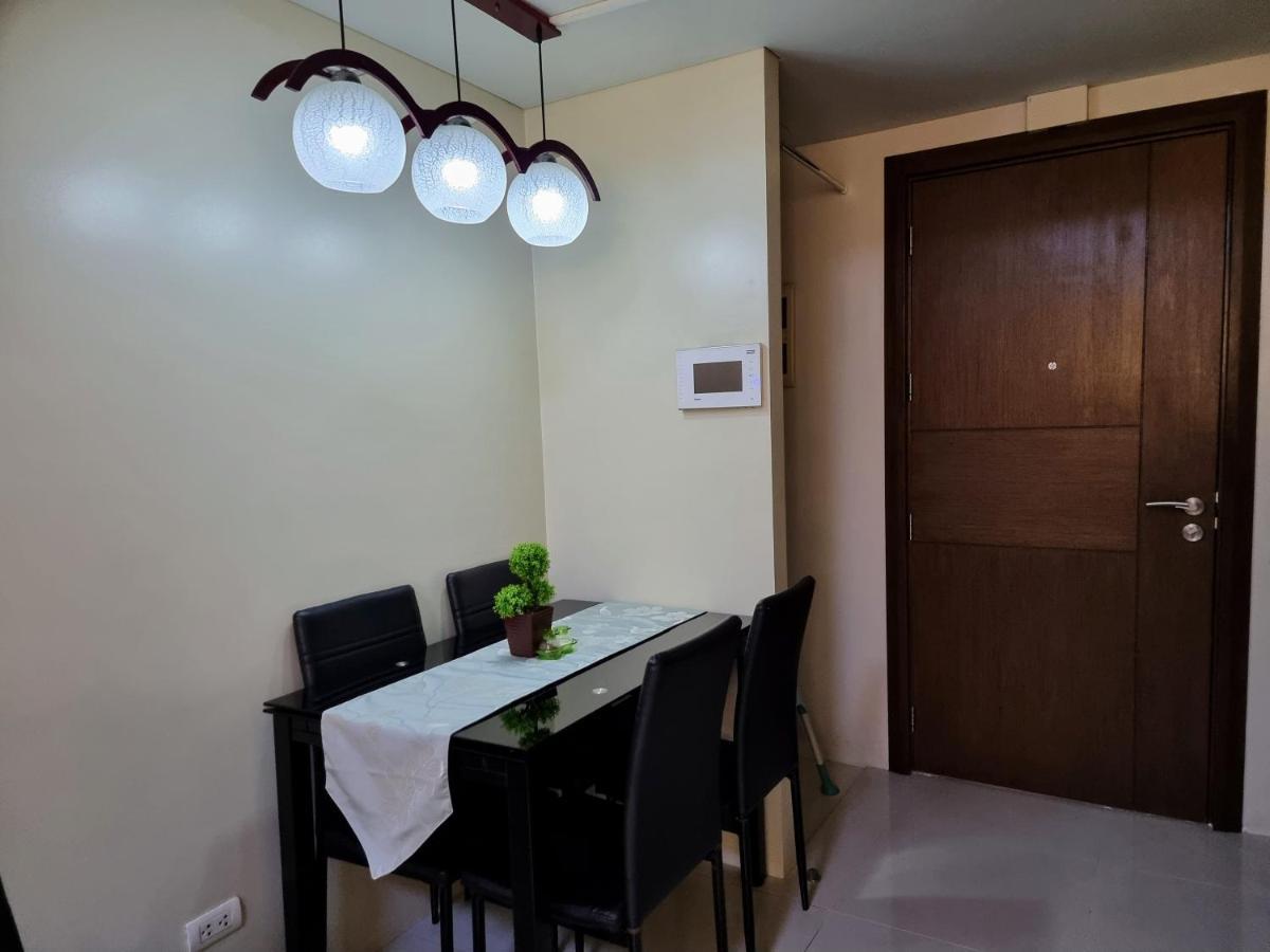 One Palm Tree Villas Condo Across Naia Terminal 3 مانيلا المظهر الخارجي الصورة