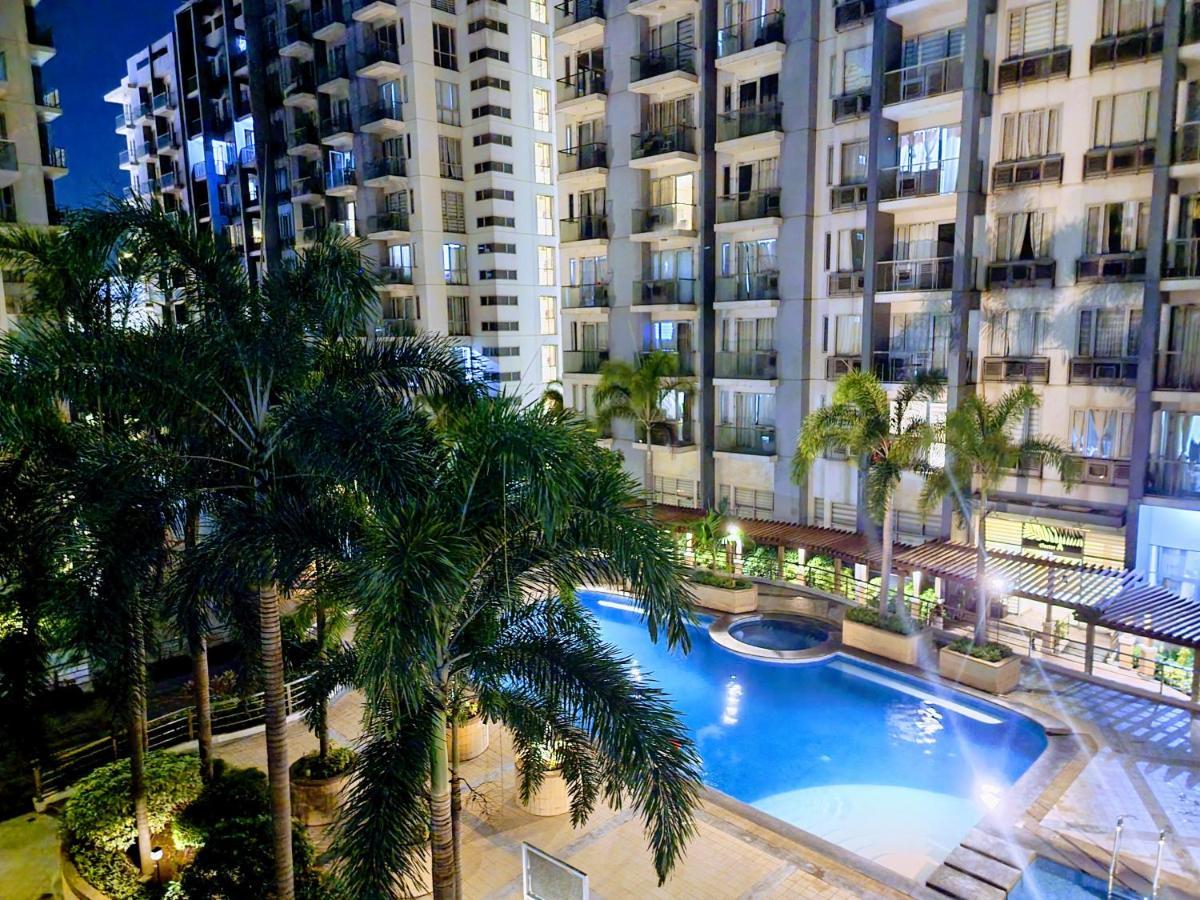 One Palm Tree Villas Condo Across Naia Terminal 3 مانيلا المظهر الخارجي الصورة