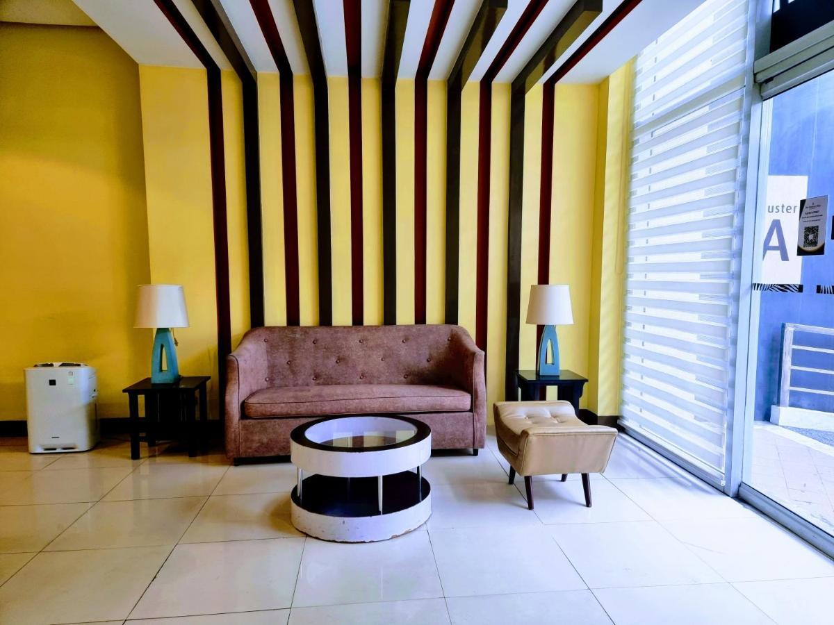 One Palm Tree Villas Condo Across Naia Terminal 3 مانيلا المظهر الخارجي الصورة