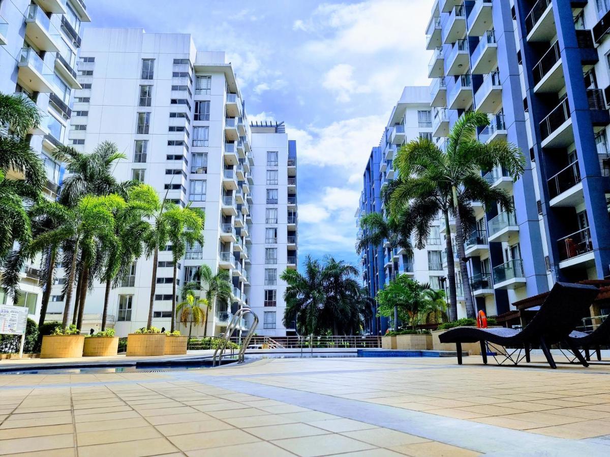 One Palm Tree Villas Condo Across Naia Terminal 3 مانيلا المظهر الخارجي الصورة