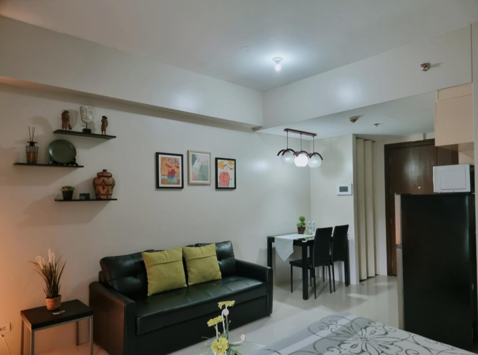 One Palm Tree Villas Condo Across Naia Terminal 3 مانيلا المظهر الخارجي الصورة