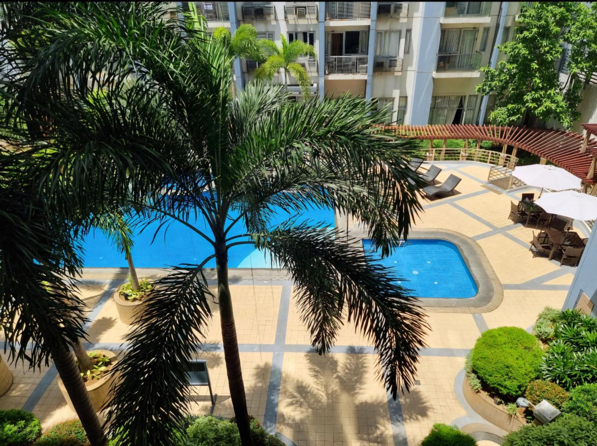 One Palm Tree Villas Condo Across Naia Terminal 3 مانيلا المظهر الخارجي الصورة
